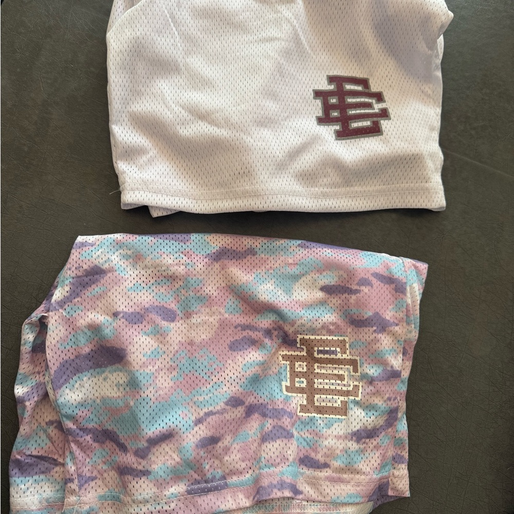 EE shorts XL men